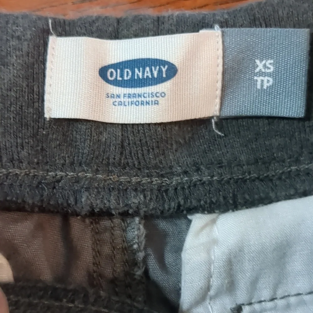 OLD NAVY Grey Cargo Pants - Picture 2 of 2